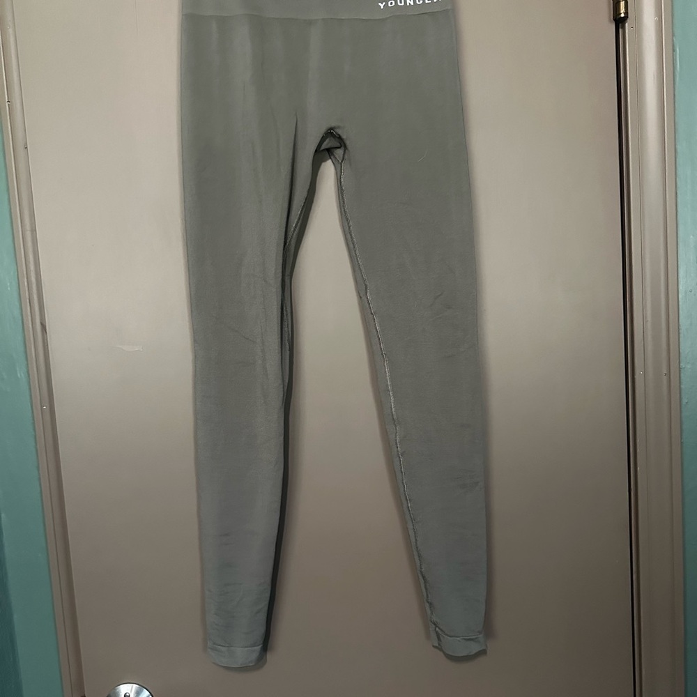 YoungLA Gray Seamless Leggings